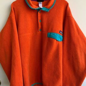 Patagonia Synchilla turquoise/orange combo